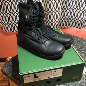 Danner tachyon gortex boots.